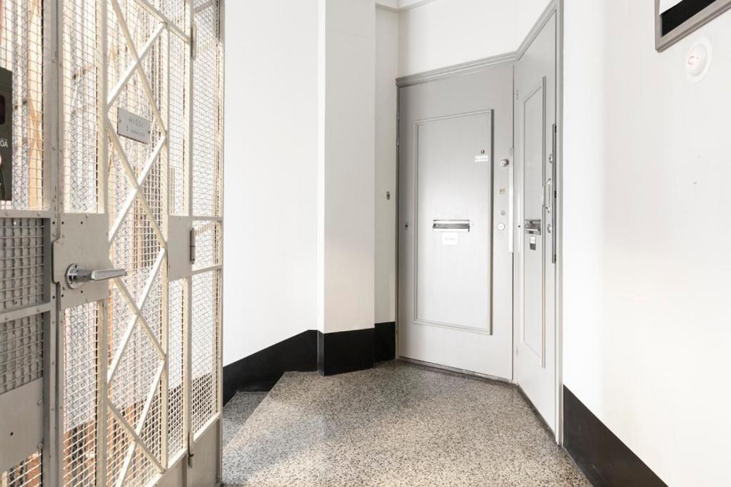 2Ndhomes Top Floor Studio In The Center Of Kamppi Helsinki Luaran gambar